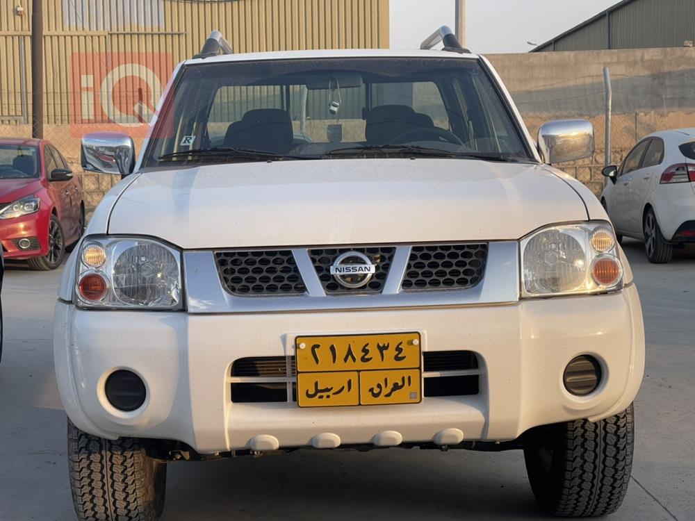 Nissan NP300